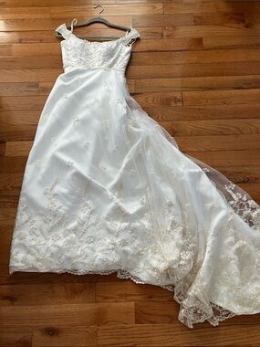 Eden Bridals Off the Shoulder A-Line Satin & Beaded Lace Wedding Dress - Size 4